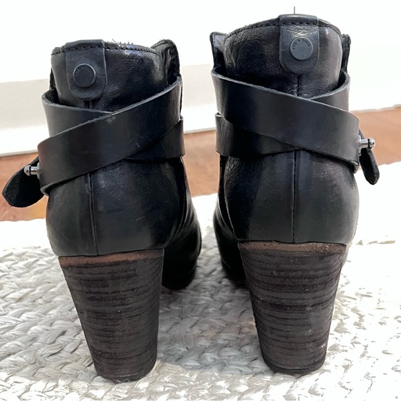Rag & Bone Harrow Leather Ankle Boot in Black (size 36.5/6). Good Used Condition - Picture 5 of 6